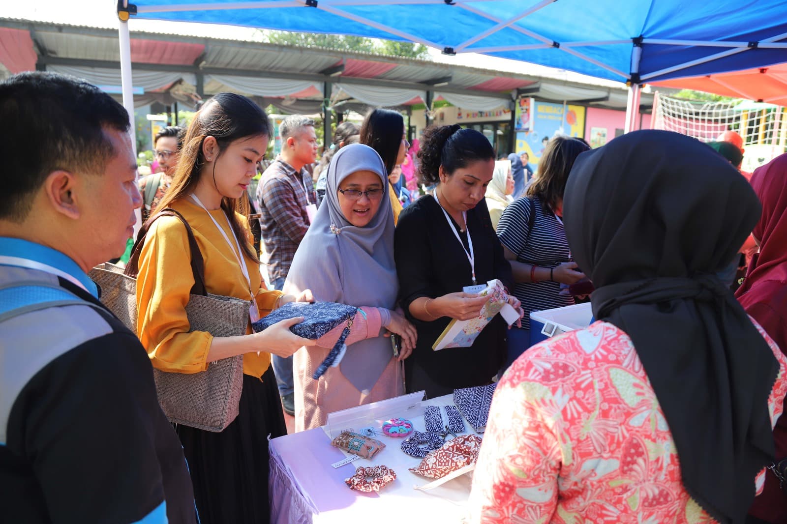 Delegasi Colombo Plan Kunjungi Perpustakaan Kelurahan Lubang Buaya 