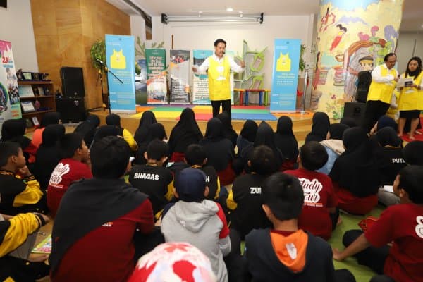 Perpusnas dan NLYC Korea Selatan Kampanyekan Program Read Me a Book